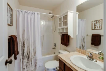 6 ide desain kamar mandi minimalis
