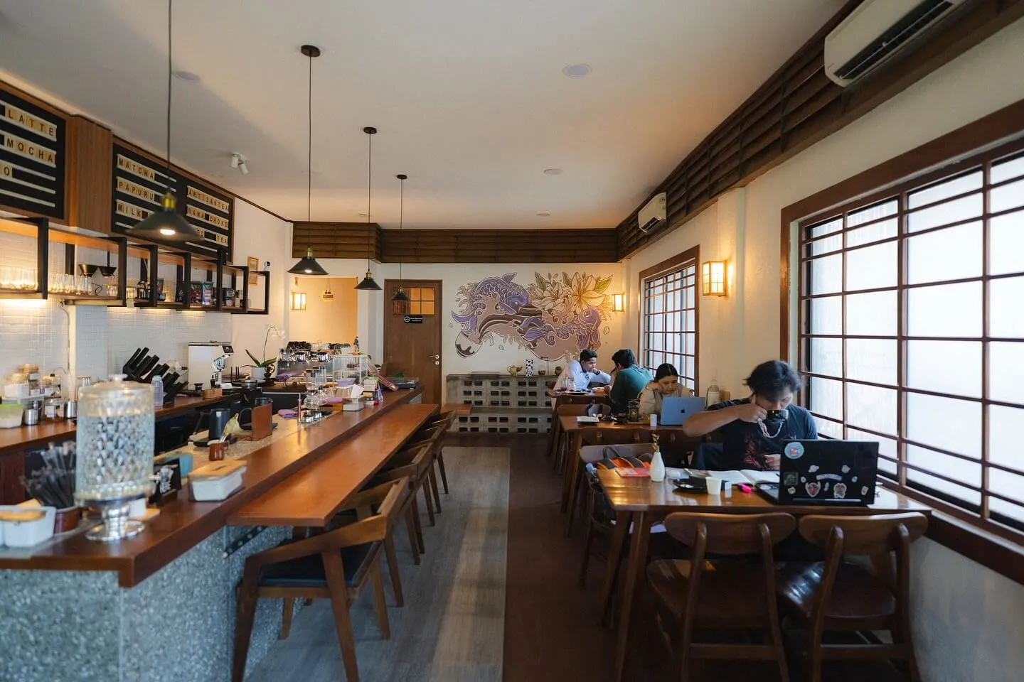 Cafe Instagrammable, Kissaten Nana