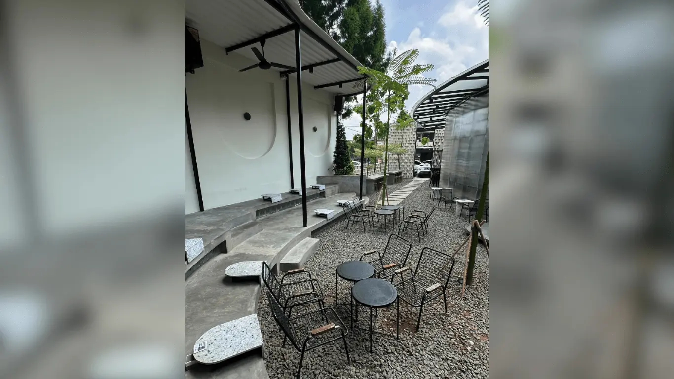 Cafe Kopi Domu Berkisah