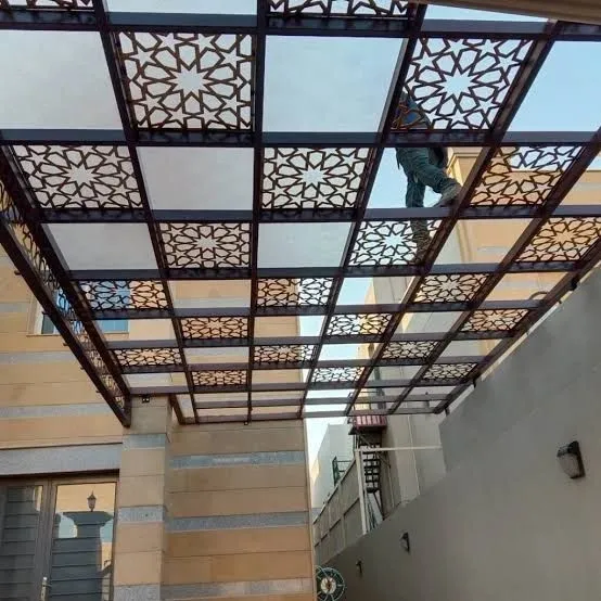 Contoh Kanopi geometrik artistik