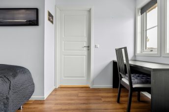 Ide Desain Pintu Kamar Kekinian 2026