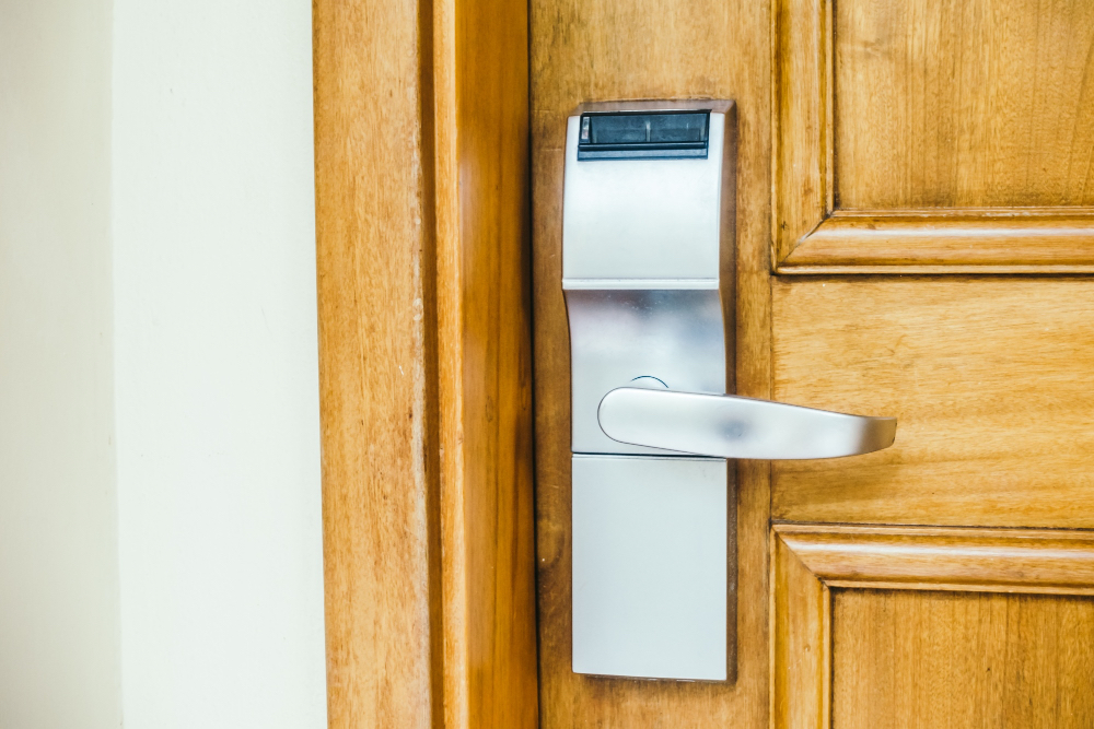 Pintu smart door