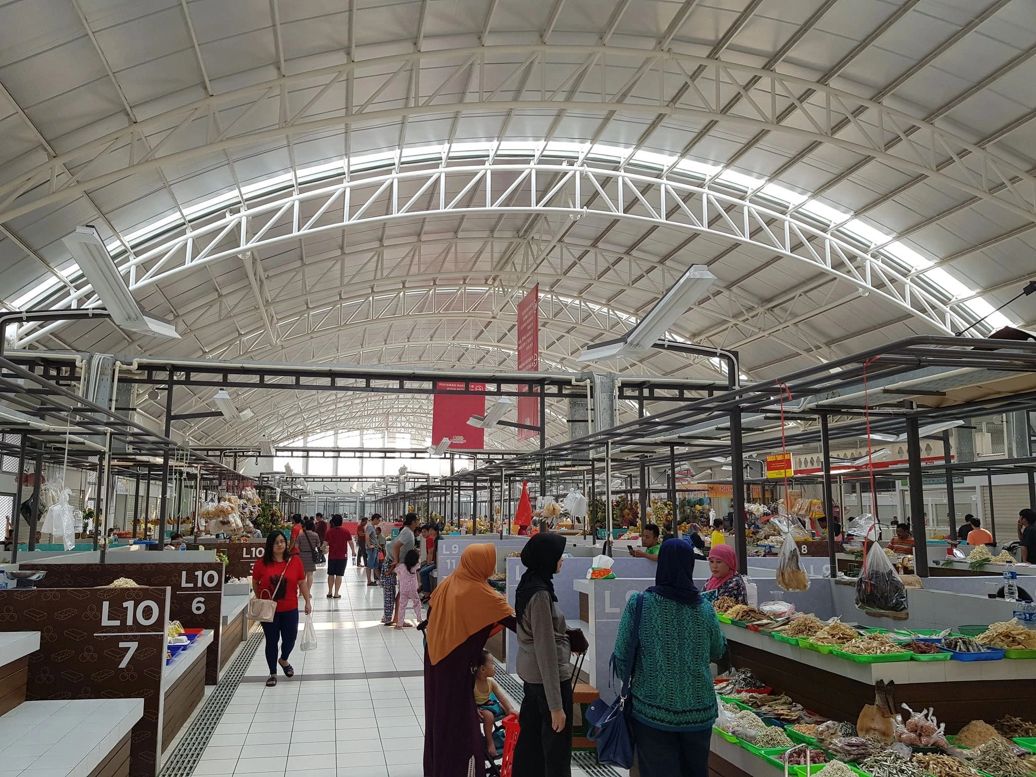 Pasar Modern Intermoda BSD City
