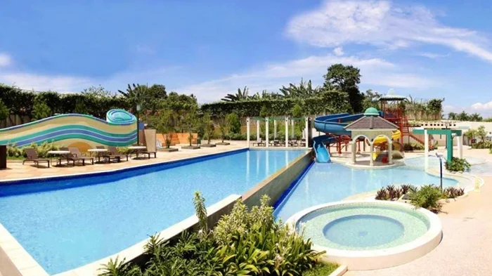 Wisata berenang di Serpong, Paradise Dreamland