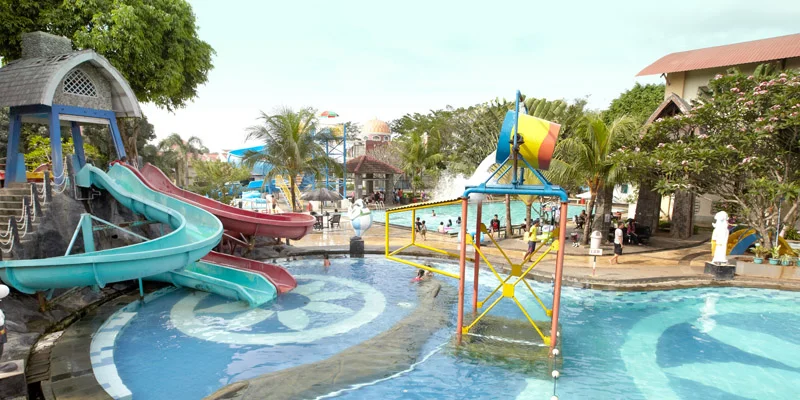 Wisata renang keluarga di BSD, Klub Keluarga Graha Raya